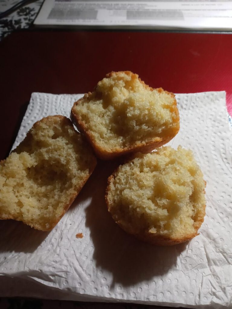 keto cornbread muffins